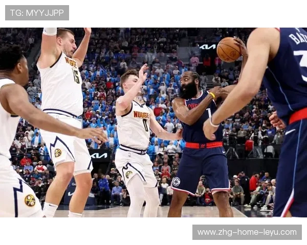 快船队主场气氛火爆，期待精彩比赛，快船队的主场